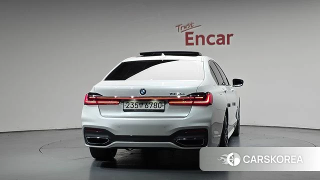 BMW 7 Series (G11) id 4502090 из Кореи 31