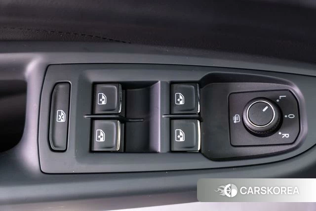Volkswagen Passat PHEV id 4333206 из Китая 20