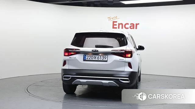 Kia Seltos id 3923920 из Кореи 14