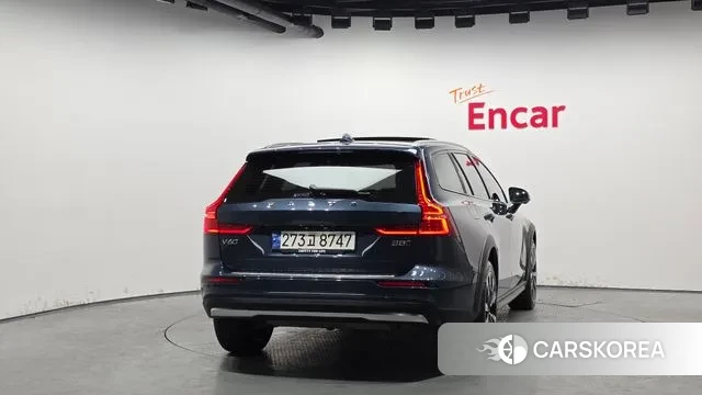 Volvo V60 Cross-Country 2nd Generation id 3685084 из Кореи 14