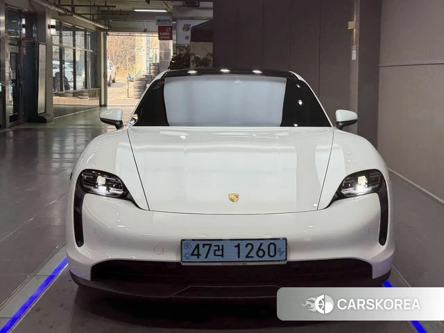 Porsche Taycan id 4511581 из Кореи 14