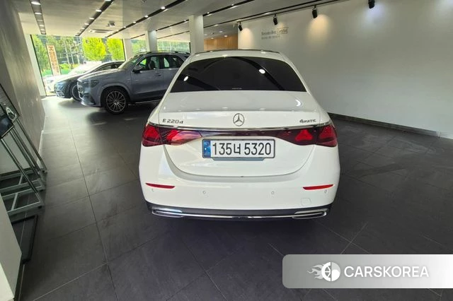 Mercedes-Benz E-Class W214 id 4584427 из Кореи 14