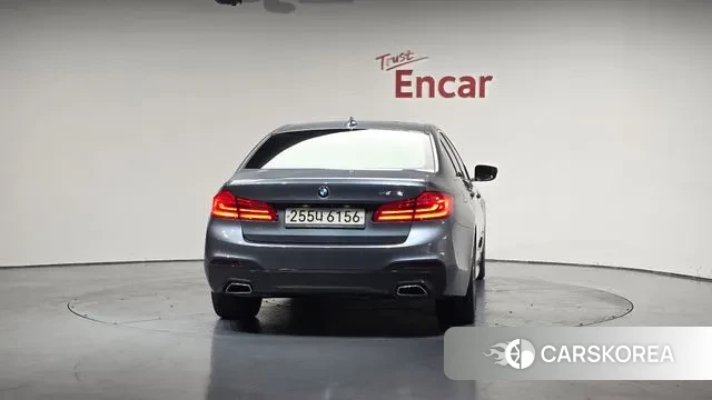 BMW 5 Series (G30) id 3439256 из Кореи 14