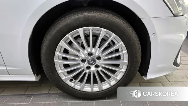 Audi A6 (C8) id 3712921 из Кореи 14