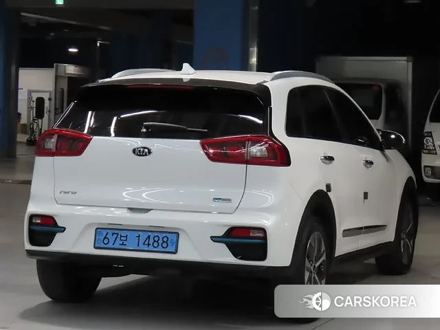 Kia Niro EV id 3049312 из Кореи 13