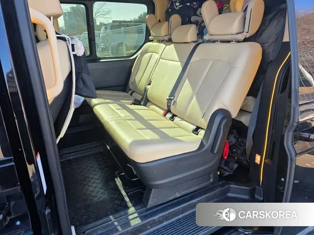 Hyundai Staria 2025 Черный из Кореи, фото 4