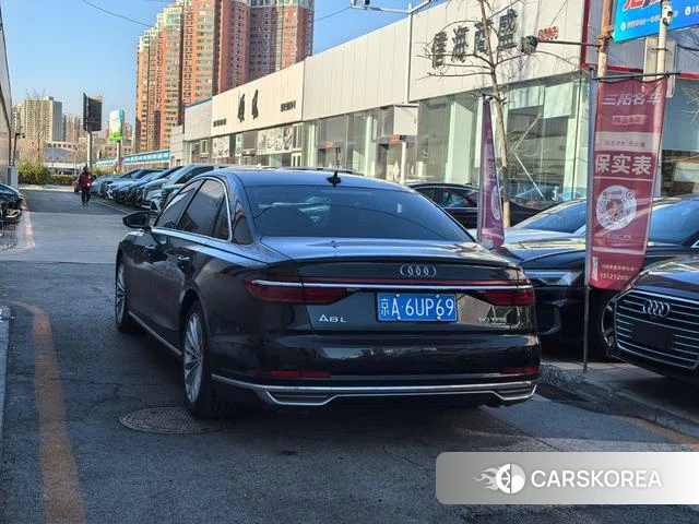 Audi A8 2021 Черный из Китая, фото 4