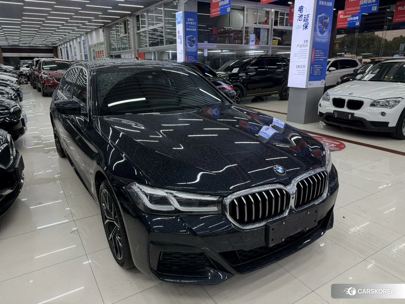 BMW 5 series 2023 Черный из Китая, фото 6