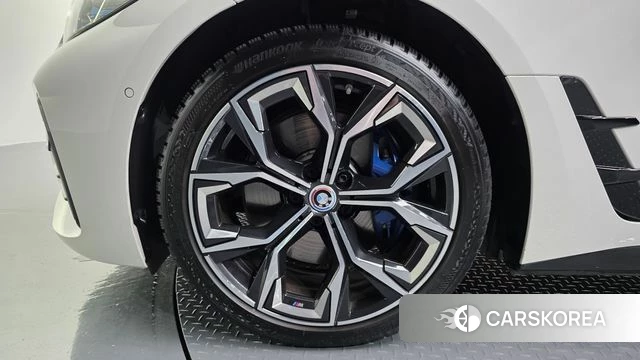 BMW i4 id 4696062 из Кореи 27