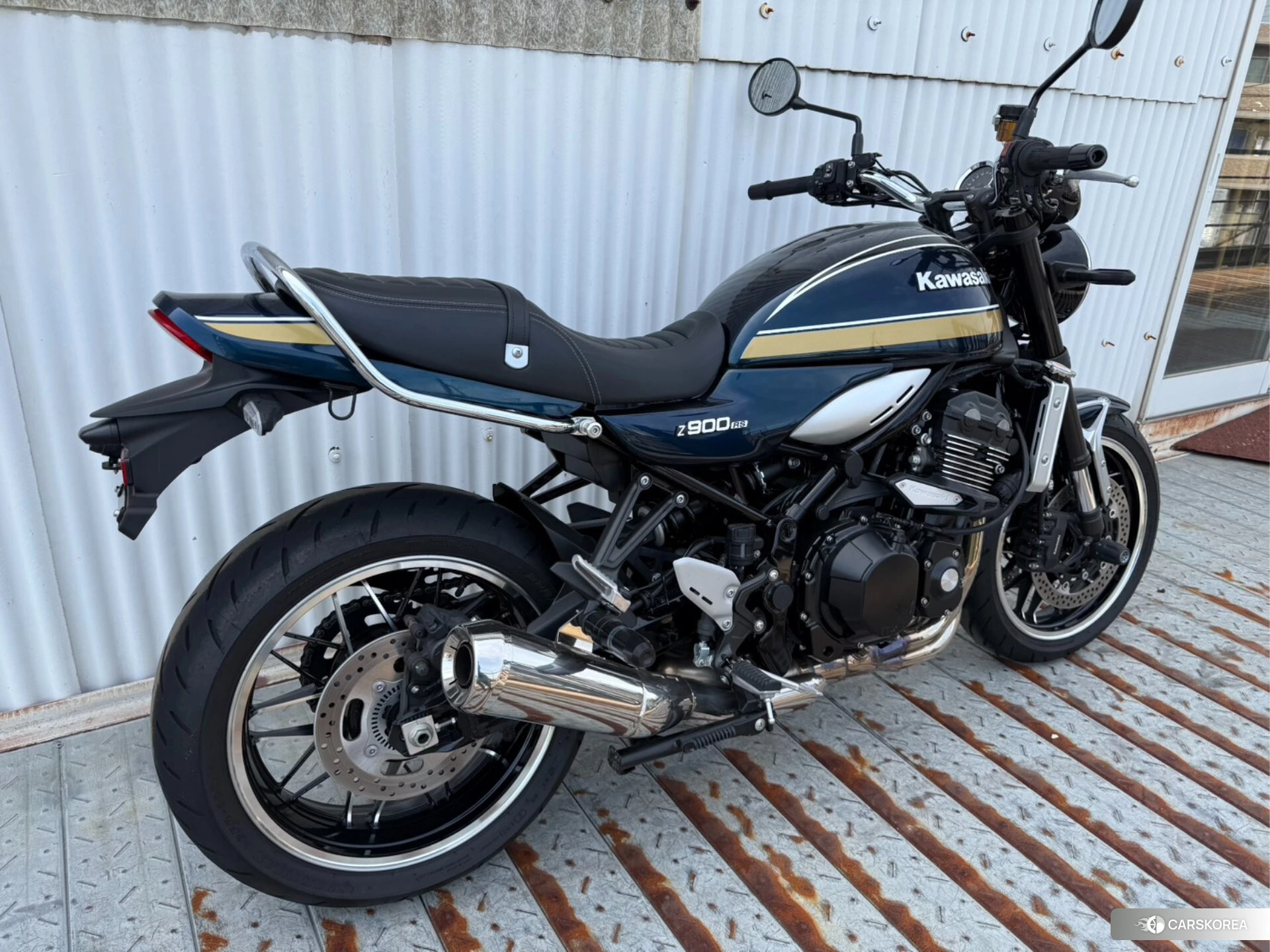 Kawasaki Z900RS id 4380163 из Японии 10