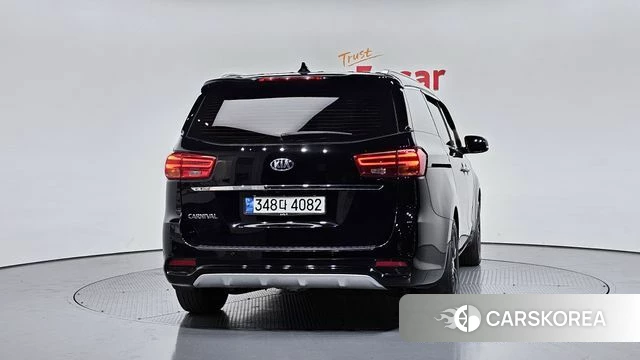 Kia The New Carnival id 4203819 из Кореи 14