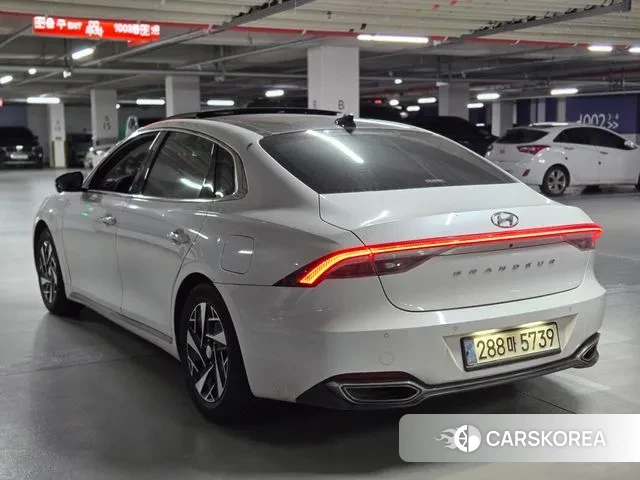 Hyundai The New Grandeur IG Hybrid id 3524482 из Кореи 12