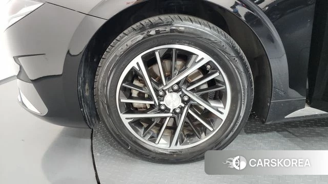 Hyundai The New Grandeur IG id 4361302 из Кореи 32