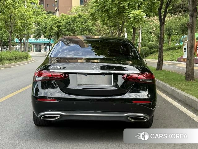 Mercedes-Benz E-class id 4321425 из Китая 7