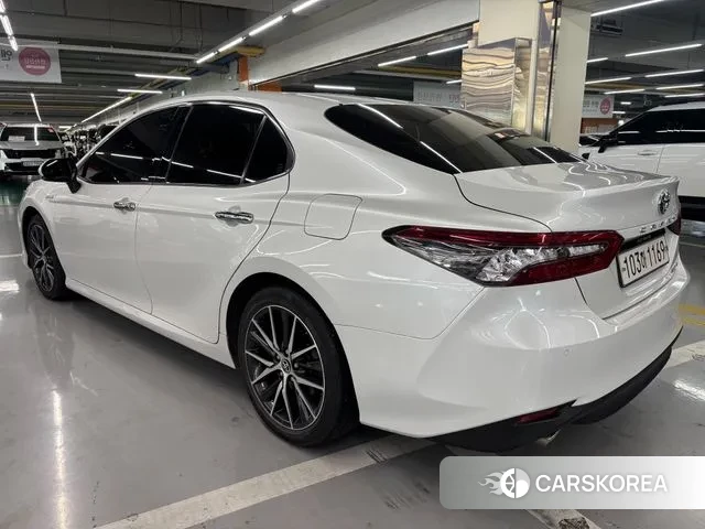 Toyota Camry (XV70) id 3335068 из Кореи 12