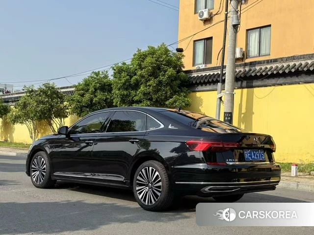 Volkswagen Passat 2021 Черный из Китая, фото 4