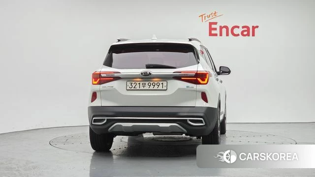 Kia Seltos id 4619909 из Кореи 14