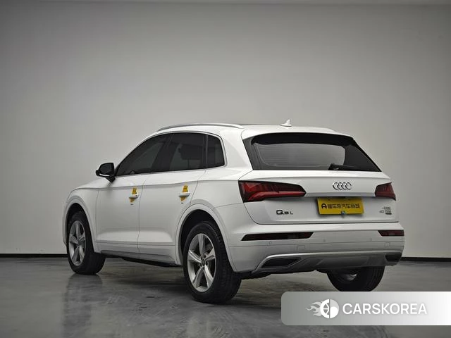 Audi Q5L id 4209222 из Китая 14