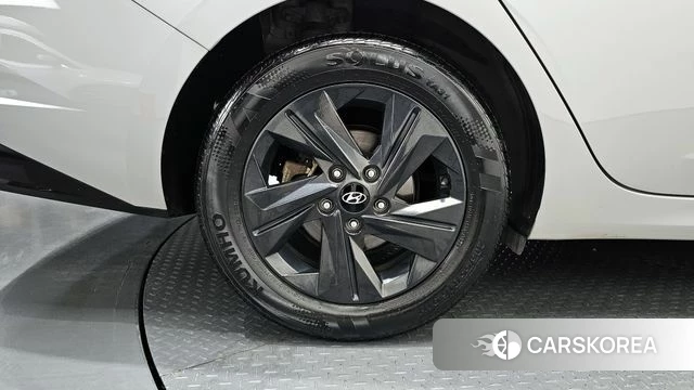 Hyundai Avante Hybrid (CN7) id 3964998 из Кореи 14