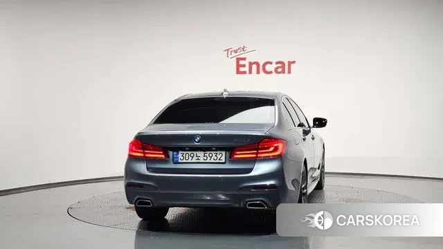 BMW 5 Series (G30) id 3176536 из Кореи 14