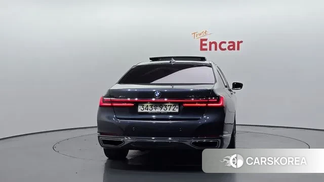 BMW 7 Series (G11) id 3374590 из Кореи 14