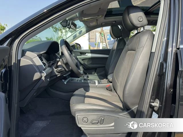 Audi Q5L id 4236287 из Китая 9