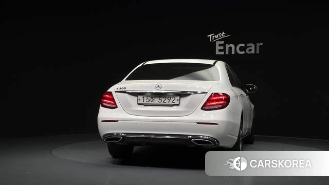 Mercedes-Benz E-Class W213 id 4785472 из Кореи 28