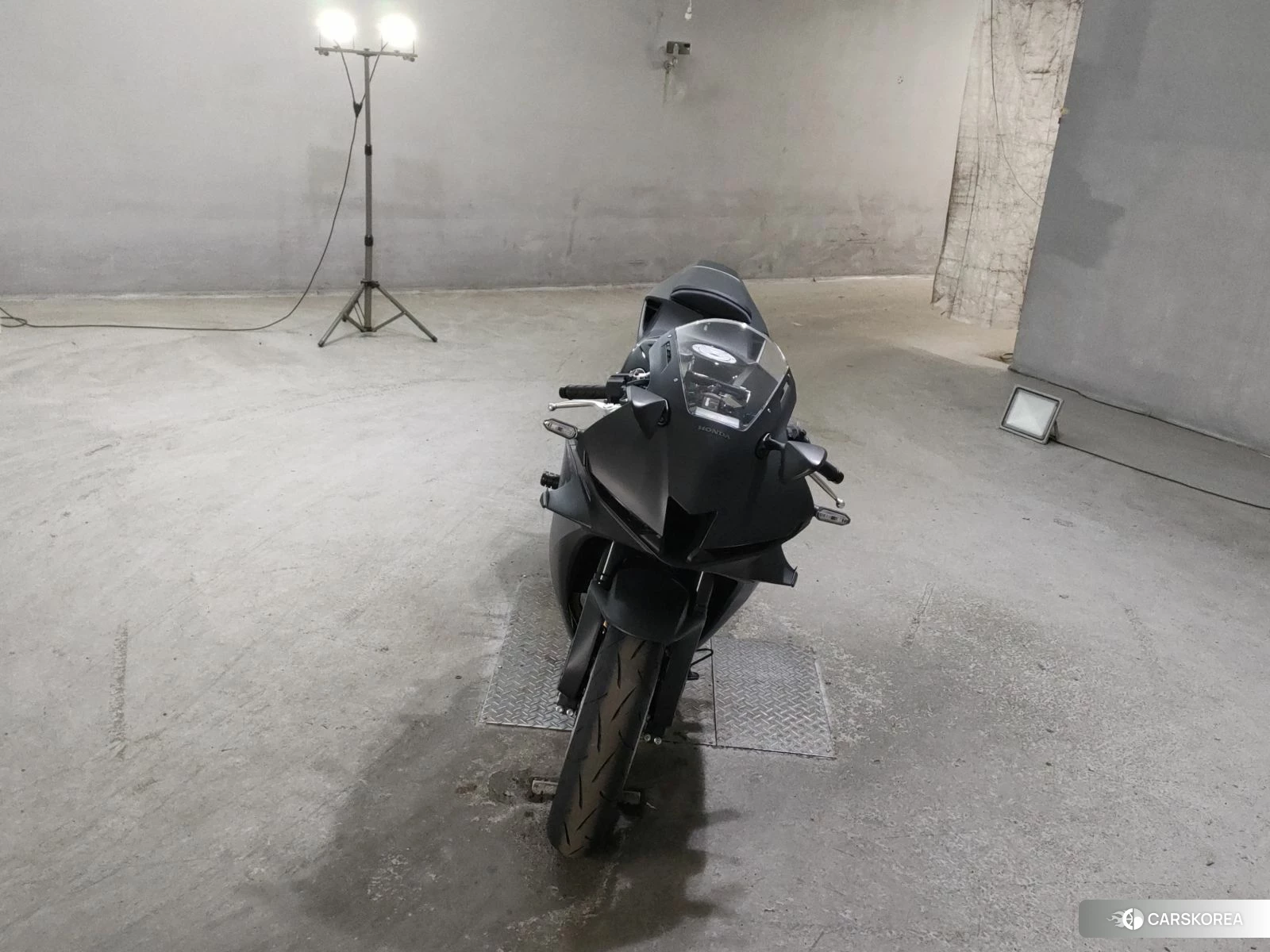 Проданный Honda CBR600RR id 4012515 из Японии, фото 4