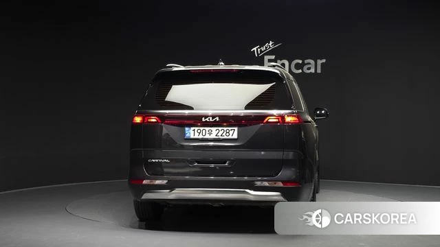 Kia Carnival 4th generation id 4202217 из Кореи 24