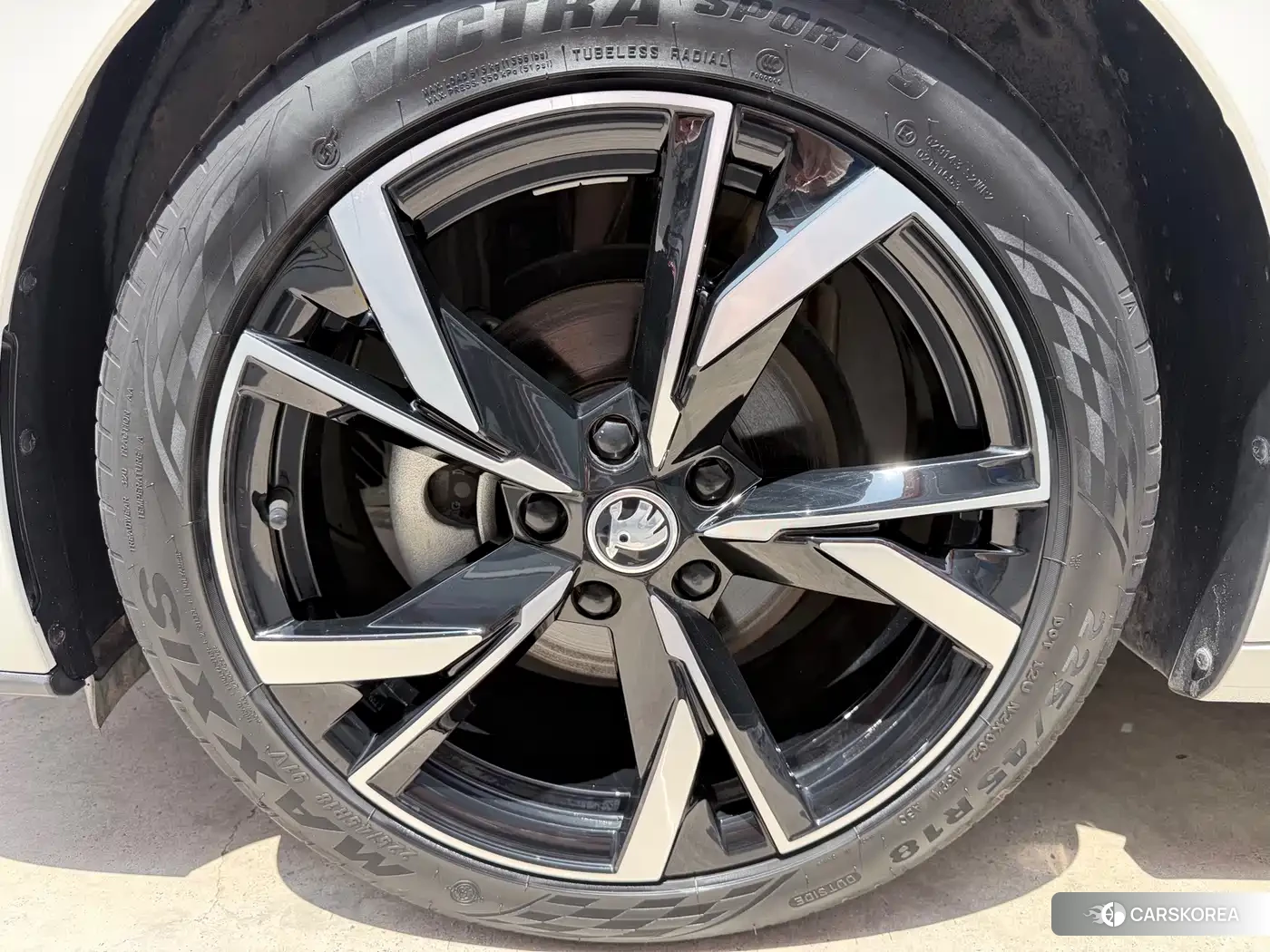 Skoda Octavia id 4644564 из Китая 9
