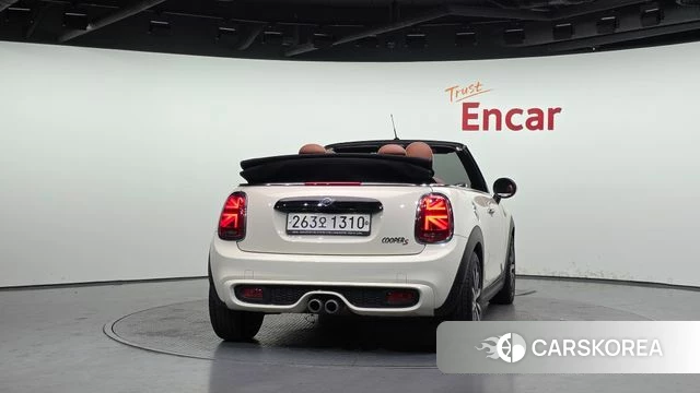 Mini Cooper S Convertible id 4619805 из Кореи 14