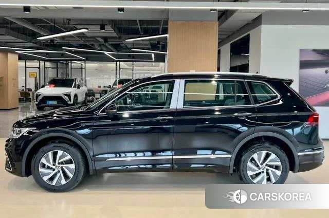 Volkswagen Tiguan L PHEV id 4290687 из Китая 9