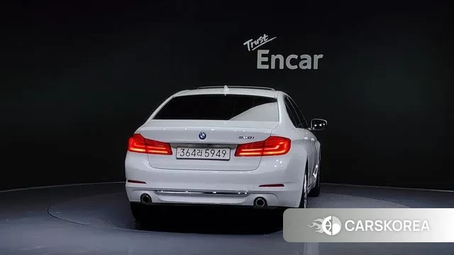 BMW 5 Series (G30) id 3253546 из Кореи 14