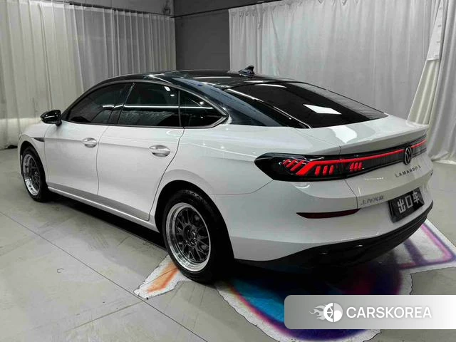 Volkswagen Lingdu 2022 Белый из Китая, фото 4