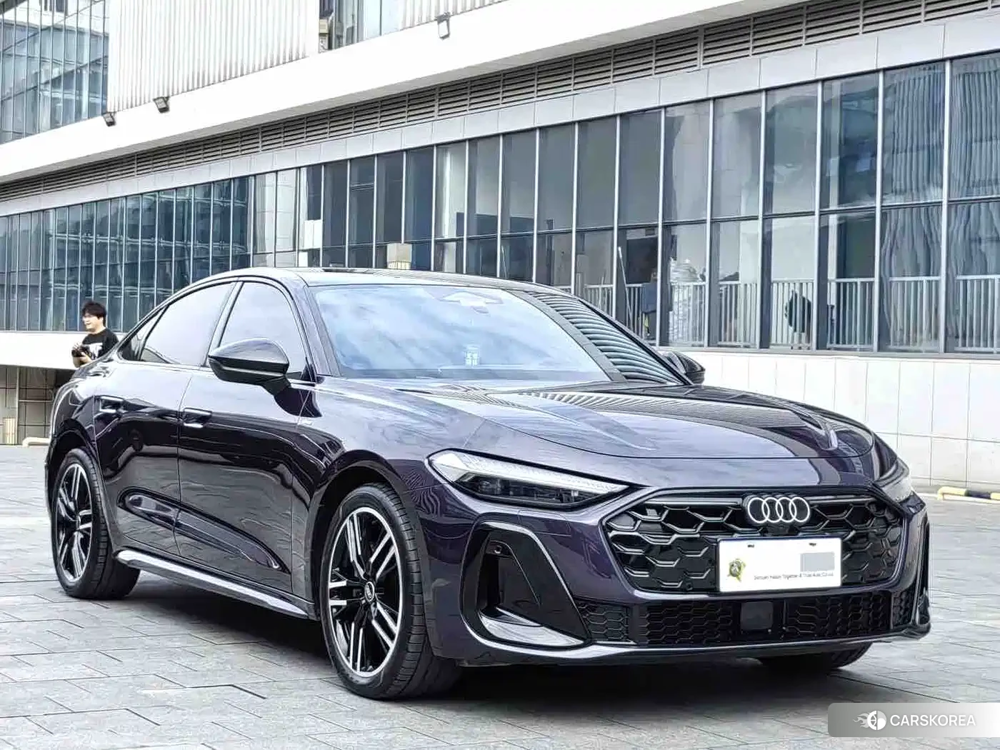 Audi A5L 2025 Red/purple из Китая, фото 6
