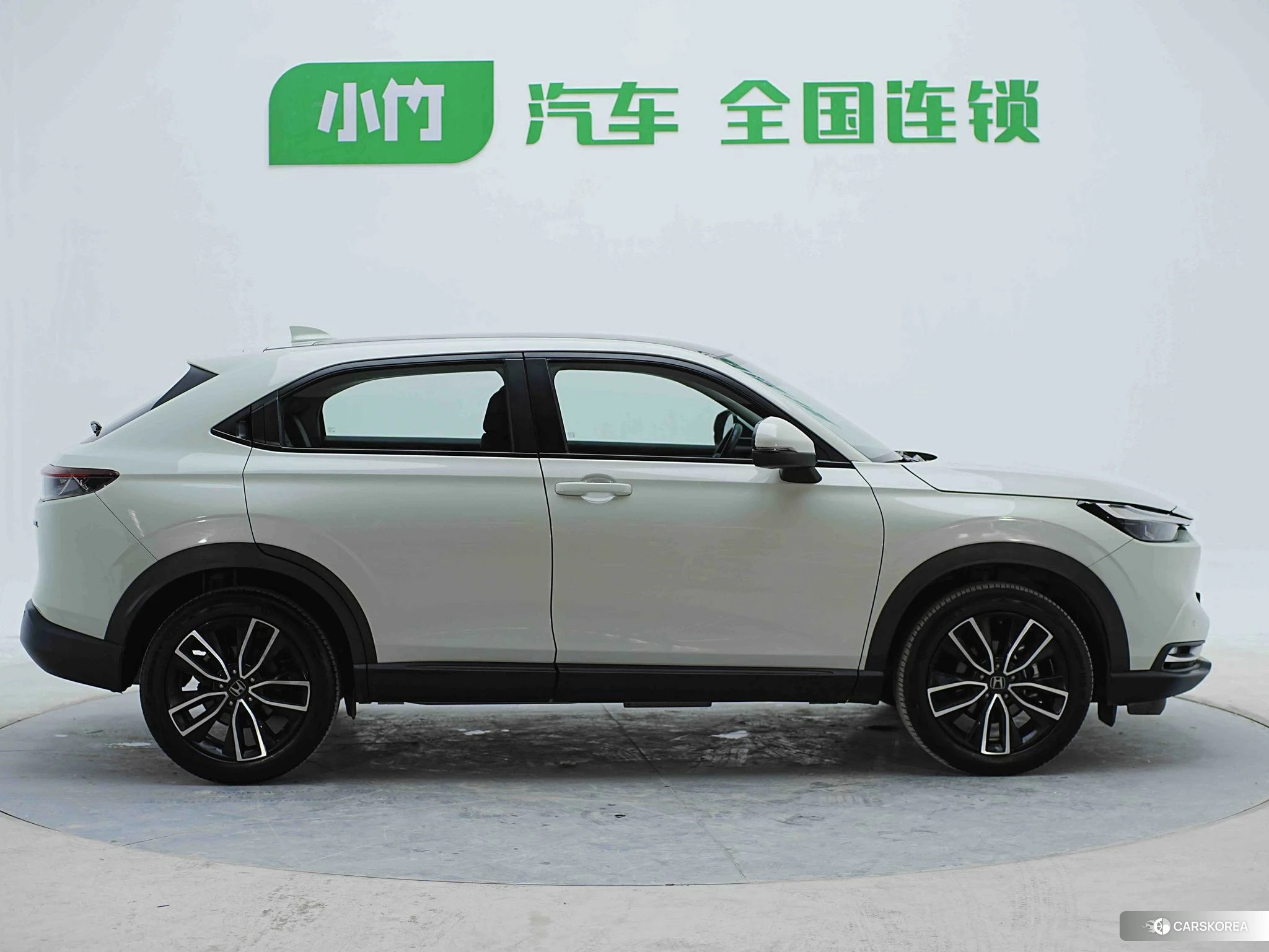 Honda Vezel id 4512856 из Китая 22