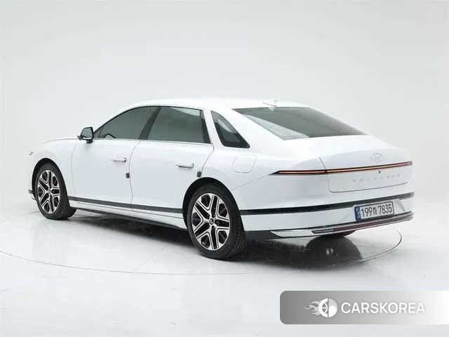 Hyundai Grandeur Hybrid (GN7) id 3332965 из Кореи 14