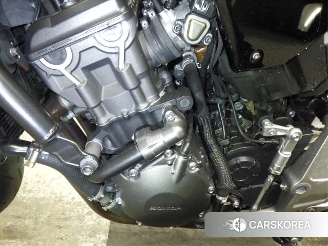 Engine photo