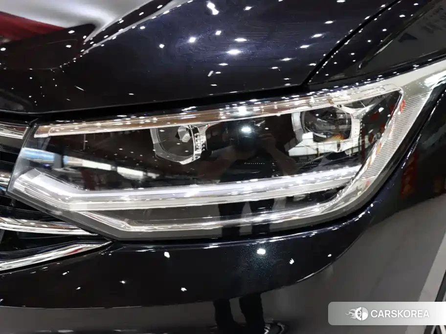 Volkswagen Tiguan L id 4629034 из Китая 14