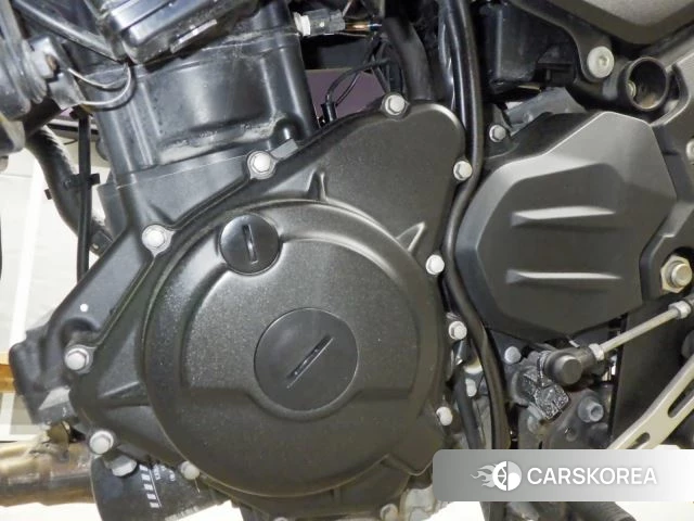 Engine photo