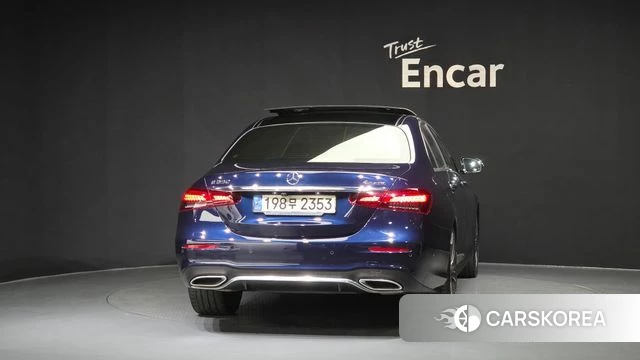 Mercedes-Benz E-Class W213 id 4641996 из Кореи 31