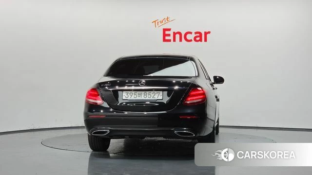 Mercedes-Benz E-Class W213 id 4708243 из Кореи 14