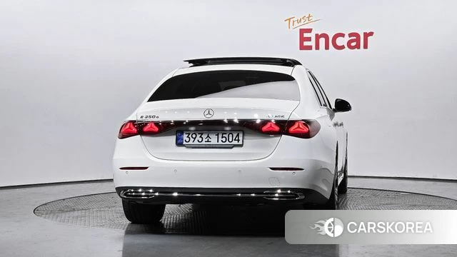 Mercedes-Benz E-Class W214 id 3939878 из Кореи 14