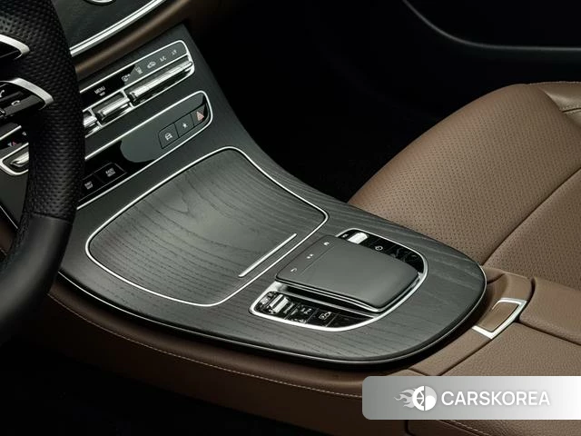 Mercedes-Benz E-class PHEV id 4256269 из Китая 10