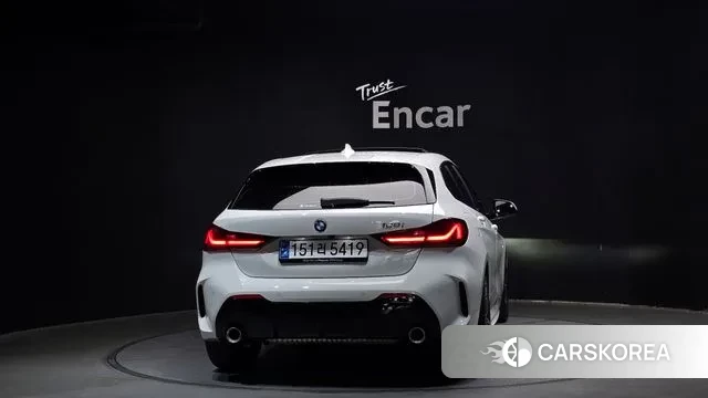 BMW 1 Series (F40) id 3021624 из Кореи 14