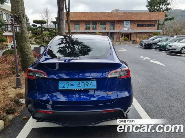 Tesla Model Y 2023 Синий из Кореи, фото 6