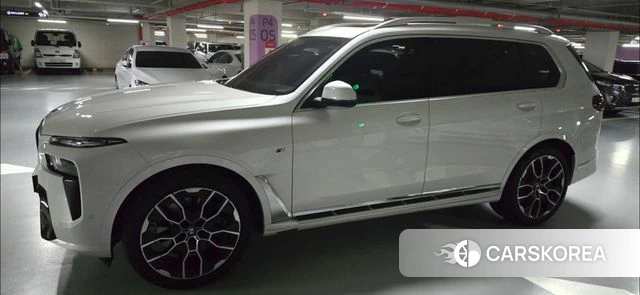 BMW X7 (G07) 2026 Белый из Кореи, фото 4