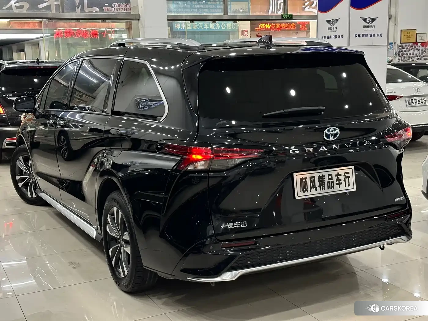 Toyota Granvia id 4622519 из Китая 26