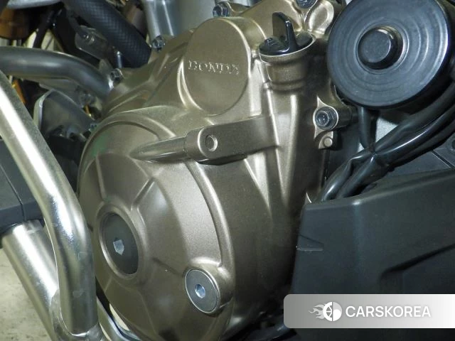 Engine photo