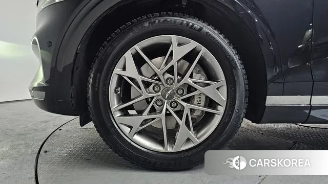 Genesis GV70 id 3670923 из Кореи 14